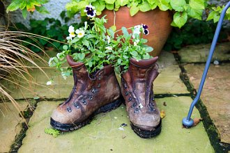 flower pot boots at England walking tour bb